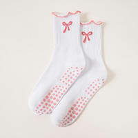 Chaussettes antidérapantes en coton pour femmes, avec volants et nœuds, pour le fitness et le trampoline