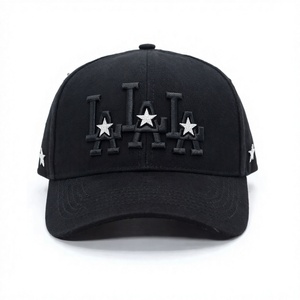 Gorra de Béisbol Negra de 5 Paneles con Estrella de Diamantes de Imitación Bordada, Visera Curva Ajustable para Uso Casual y Urbano - Product Image 3