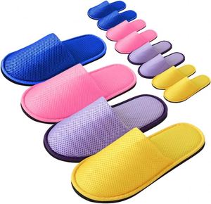 Chaussons d'été de luxe réutilisables en tissu maillé, confortables, respirants, lavables, jetables pour hôtel et spa, colorés, taille moyenne - Product Image 1