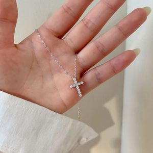 Dylam Shimmering Fashion Fine Rhodium Plated 925 Silver Link <b>Chain</b> D VVS1 Moissanite Stones <b>Cross</b> Pendant Necklace Jewelry - Product Image 3