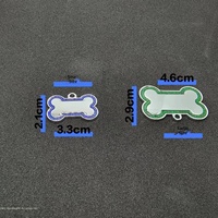 Étiquette d'identification pour animaux de compagnie personnalisée, imperméable, en forme d'os, motif lettres, paillettes, métal, étiquette de nom pour chien et chat, gravure au laser personnalisée, anti-perte
