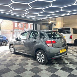 Super brillo 4000K Hexagonal barato garaje iluminación techo trabajo luz panal lámpara para sala de exposición COCHE Tienda de belleza - Product Image 1