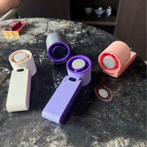 Y19S พัดลมพกพาแบบพับได้ พัดลมระบายความร้อนแบบชาร์จ USB พร้อมมอเตอร์ไร้แปรงถ่าน อายุการใช้งานแบตเตอรี่ 3-6 ชม. - Product Image 3
