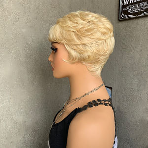 Perruque Synthétique <span class=keywords><strong>Courte</strong></span> Pixie Blonde de Haute Qualité LIWANGLONG HAIR pour <span class=keywords><strong>Femme</strong></span>, Lisse et Ondulée, avec Frange, Effet Volumineux et Superposé, Résistante à la Chaleur - Product Image 2