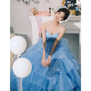 Blue Strapless Tulle Wedding Dress Princess Silhouette Sweetheart Neckline Ball Gown Style For Photography Outdoor Portrait - Product Image 2