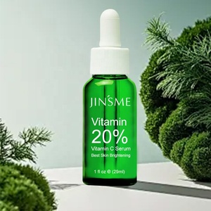 ผลิตภัณฑ์บำรุงผิวหน้า VC Series - เซรั่มวิตามินซีและไฮยาลูรอนิก แอซิด ออร์แกนิคจากธรรมชาติ ช่วยปรับสีผิวให้สม่ำเสมอ กระชับรูขุมขน และเพิ่มความชุ่มชื้นให้ผิวหน้า - Product Image 3