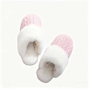 Pantofole <span class=keywords><strong>da</strong></span> <span class=keywords><strong>donna</strong></span> rosa in maglia a trecce con bordo in pelliccia sintetica, ultra comode, a punta chiusa, per interni, ideali per l'inverno - Product Image 5