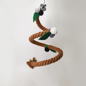 Giocattolo a Spirale in Corda per Uccelli Domestici, Altalena in Cotone per Pappagalli, Gioco da Arrampicata e Posizionamento, Giocattolo di Lusso in Peluche per Cani, Giochi di Arricchimento e Puzzle - Product Image 5