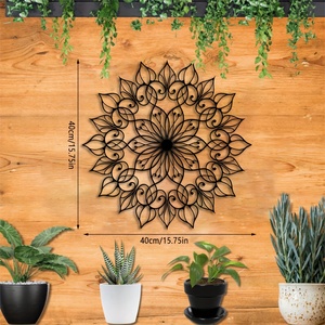 Scultura <span class=keywords><strong>da</strong></span> <span class=keywords><strong>Parete</strong></span> <span class=keywords><strong>in</strong></span> <span class=keywords><strong>Metallo</strong></span> Mandala Art Déco, Design Floreale Intricato <span class=keywords><strong>in</strong></span> Ghisa, Decorazione per Interni/Esterni, Compleanno, Battesimo - Product Image 4