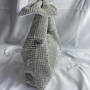 Sang Trọng Tùy Chỉnh Kim Cương Túi Xách Túi Buổi Tối Với Bướm Trang Trí Thạch Thời Trang Ly Hợp Túi Kim Loại Khung Đá Mô Hình - Product Image 4