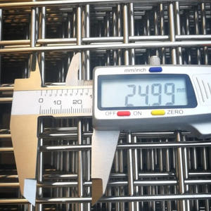 Grillage soudé galvanisé blanc pour étagères <span class=keywords><strong>de</strong></span> présentation - Product Image 1