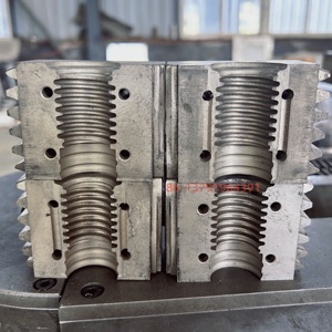 <span class=keywords><strong>PP</strong></span> <span class=keywords><strong>PE</strong></span> PVC EVA PA sóng ống máy đùn ống nhựa Dây chuyền sản xuất thành phần cốt lõi vít động cơ ống máy làm - Product Image 4