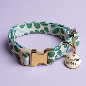 Collar para Perro Ajustable de Algodón Suave con Estampado Moderno y Elegante en Color Menta, Talla M, Accesorio Cómodo y Duradero para Pasear, Diseño Exclusivo - Product Image 1