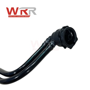 2575010100 A2575010100 Tuyau de Raccordement du Vase d'Expansion du Liquide de Refroidissement du Radiateur pour Mercedes-Benz C257 CLS350 CLS450 – Conduite Premium Durable - Product Image 4