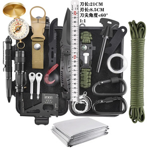 Kit d'outils de survie en plein air, équipement d'urgence multifonctionnel compact de 21 cm pour la randonnée, le camping et l'aventure - Product Image 1