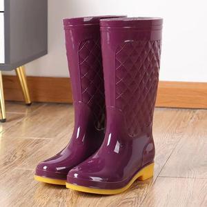 Chaussures d'eau Bottes de pluie en <span class=keywords><strong>plastique</strong></span> Pvc à cylindre moyen-bas pour femmes Chaussures de travail de cuisine à la mode - Product Image 5
