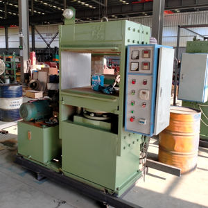 Macchina Idraulica per la Produzione di Ciabatte in EVA / Macchina per il Cambio Suole di Ciabatte / EVA per la Fabbricazione di Ciabatte - Product Image 1