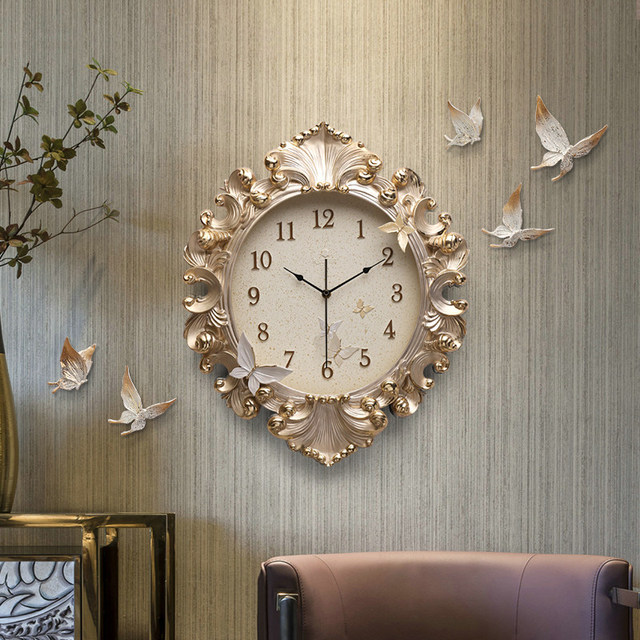 European Style Analog Battery Operated Sweep Second Movement Wall Clock Living Room Dining Room Silent Lucky Carving Home