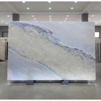 Pierre de quartzite bleu cristal de luxe polie de qualité supérieure pour murs intérieurs, sols, comptoirs de cuisine, décoration de villas et d'hôtels