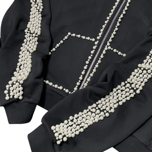 Sudadera con capucha negra de alta calidad para hombre, con cremallera, adornada con perlas y piedras, cuello alto, estilo urbano, informal y a la moda. - Product Image 5