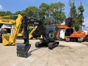 Excavatrice sur chenilles Volvo EC55D d'occasion, bon état, faible nombre d'heures de travail, poids opérationnel de 5 tonnes, godet de 3 m, moteur, stock Shanghai - Product Image 6