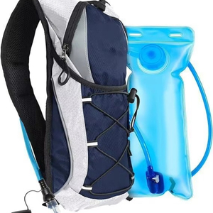 Sac à dos d'école et d'affaires en cuir véritable avec port USB et coussin d'air – Élégant, léger, personnalisable avec logo, échantillon gratuit - Product Image 4