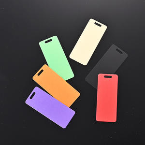 Etiquetas de Equipaje Personalizadas para Azafatas, de Metal y Aluminio, con Colores Personalizados para Etiquetas de Envío de Maletas - Product Image 1