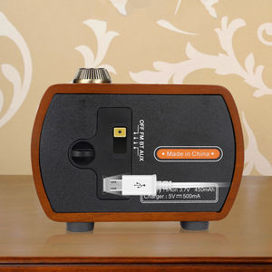 Radio <span class=keywords><strong>FM</strong></span> compacte rétro en bois massif, style vintage en bois de cerisier, mini radio de bureau avec haut-parleur intégré pour la décoration de la maison - Product Image 2