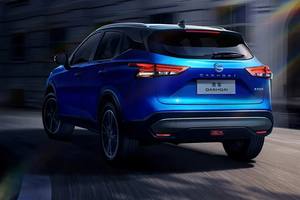 Nissan <span class=keywords><strong>Qashqai</strong></span> Honor XV+ Édition de pointe 2025 <span class=keywords><strong>2</strong></span>.0L CVT <span class=keywords><strong>Blanc</strong></span> Perle Bleu Glace Volant à Gauche Pneus R18 Traction Avant 0km État Neuf - Product Image 2