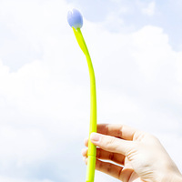 Stylo gel en silicone souple en forme de tulipe créatif coréen sensible à la lumière changement de couleur frais mignon noir 0.38mm conception de fleur de lumière du soleil