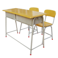 Ensemble de bureaux et chaises scolaires modernes en acier à bas prix pour les salles de classe universitaires, usage étudiant