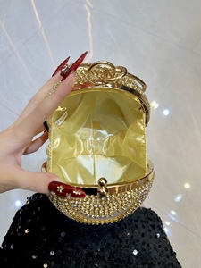 Nuevo Bolso de Noche Retro Europeo-Americano para Mujer, Estilo Clutch Esférico con Incrustaciones de Diamantes, Color Bronceado - Product Image 3