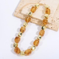 Collier ras du cou en plastique pour femme, perles irrégulières, chaîne dorée, collier ras du cou épais à perles pour femme, vente en gros