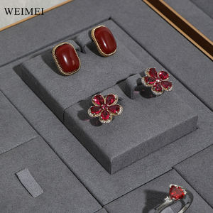 WEIMEI Vente en gros de présentoirs à bijoux en daim de luxe, présentoir de comptoir à bijoux en velours bleu - Product Image 6