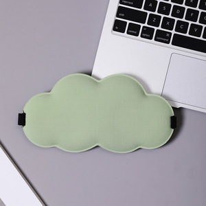 <span class=keywords><strong>Masque</strong></span> de sommeil en soie en forme de nuage avec mousse mémoire – idéal <span class=keywords><strong>pour</strong></span> les voyages et le sommeil nocturne - Product Image 2