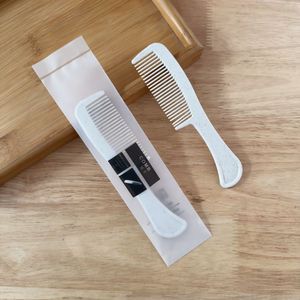 Produits d'accueil jetables personnalisés en plastique écologique 20ML, flacon souple givré portable et léger pour gel douche et <span class=keywords><strong>shampoing</strong></span> éclaircissant - Product Image 4