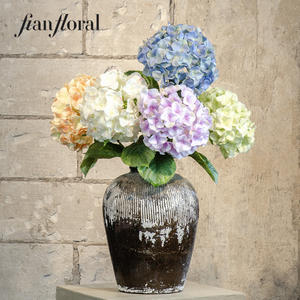 زهور هيدرانجيا زرقاء اصطناعية مصنوعة يدويًا من البلاستيك لتزيين المنزل وحفلات الزفاف وأعياد الميلاد - Product Image 1