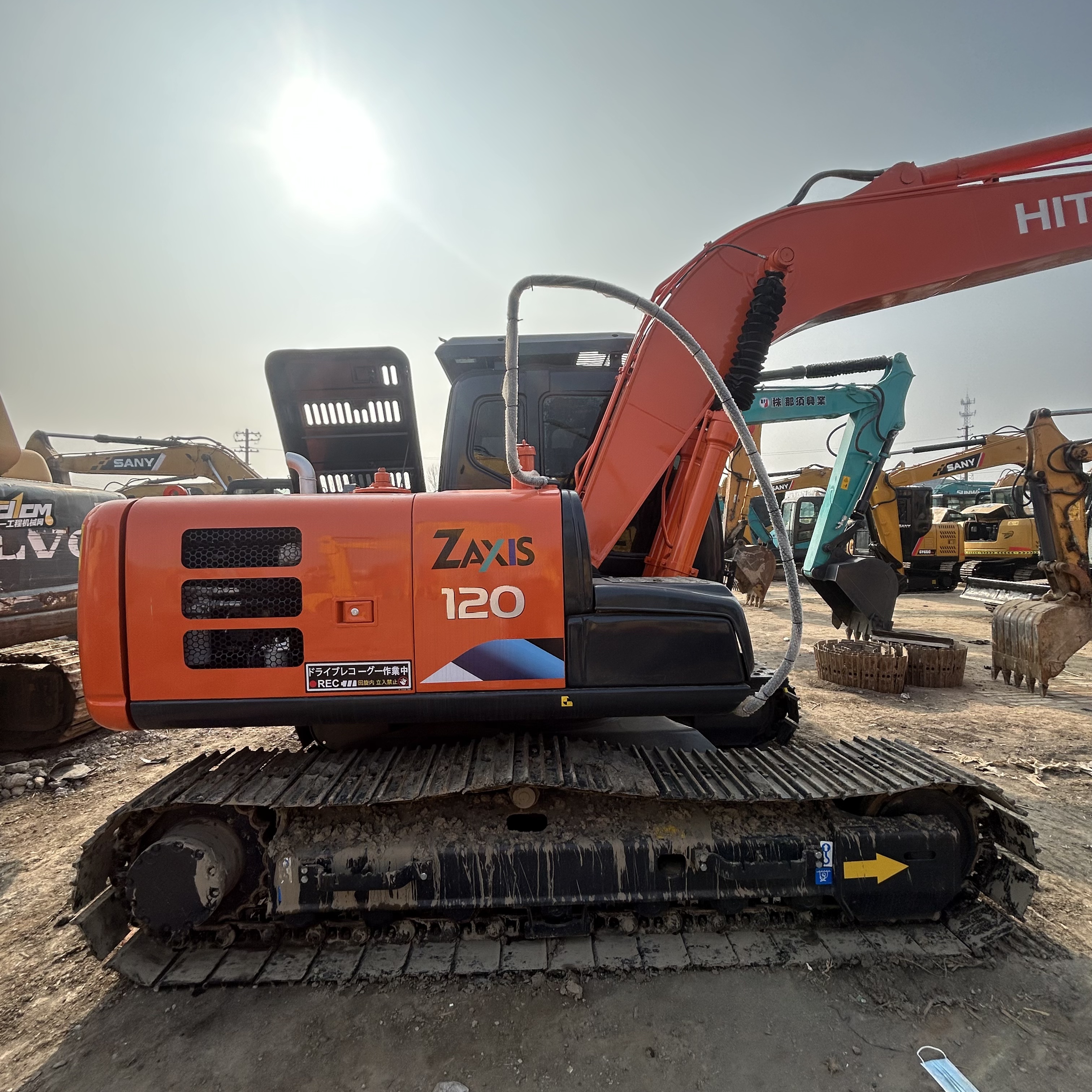 Hitachi Excavator 120 - High Efficiency & Reliable Performance