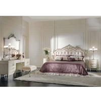 Ensemble de meubles de chambre à coucher sur mesure de style français avec lit queen size, ensemble de chambre à coucher élégant en bois sculpté doré