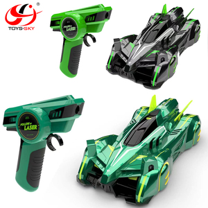 2024 Trẻ Em Mới Tường Leo Núi RC Xe 2.4G Tia <span class=keywords><strong>Laser</strong></span> Hồng Ngoại Đuổi Theo Ánh Sáng 4-Kênh Kim Loại Sẵn Sàng Để Đi Phun Đồ Chơi - Product Image 1