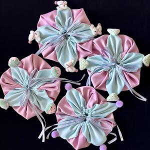 Bolsas de tela con cordón de dibujos animados para regalos de luna llena de bebés y cumpleaños infantiles, bolsas de seda para regalos y accesorios. - Product Image 1