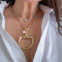 Collier personnalisé équestre en acier inoxydable 316L avec pendentif mors de cheval PVD 18K et breloque perle