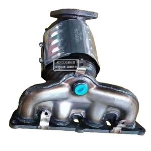 Pièce auto neuve OEM/ODM : catalyseur de collecteur d'échappement Euro 5, compatible avec Hyundai ix35 / Kia Sportage 2.0L 2015-2017 - Product Image 1