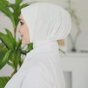 Hot Selling Women Muslim Instant <strong>Hijab</strong> Custom Logo Solid Color Islamic Women Instant Hijabs Headscarf for Muslim - Product Image 3