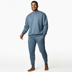 Conjunto Deportivo Unisex Reversible de Algodón 100% Finer Threads, Sudadera con Cuello Redondo y Pantalones Deportivos con Forro Polar y Cordón Ajustable - Personalizable - Product Image 1