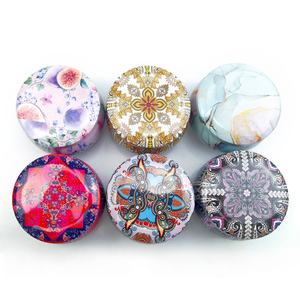 Échantillon Gratuit Bougie Ronde en Boîte Noire Fleurs Séchées Aromathérapie Cire de Soja Parfumée Bougies Parfumées - Product Image 5