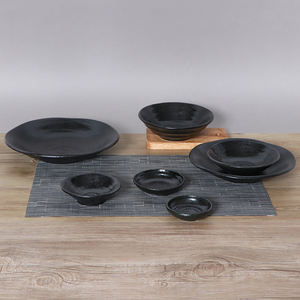 Plaques de glaçure professionnelles spéciales résistantes aux rayures Ensembles en céramique Vaisselle en porcelaine - Product Image 1