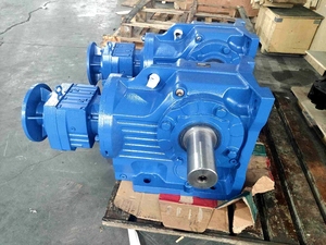NMRV040 NMRV050 <b>Worm</b> Gearbox Aluminum <b>Worm</b> Reducer for Textile Machinery 100% Copper Material Made of High-grade Pure Copper Wor - Product Image 5
