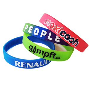 Pulsera de caucho de silicona para baloncesto deportivo colorido personalizado pulseras de diseño de logotipo personalizado barato para promociones de gimnasio o regalos - Product Image 1