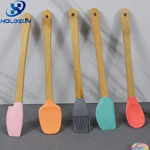 Tùy chỉnh màu sắc 5 cái chịu nhiệt cấp thực phẩm <span class=keywords><strong>Silicone</strong></span> phết bàn chải spatulas thiết lập với gỗ xử lý nhỏ công cụ nướng - Product Image 5